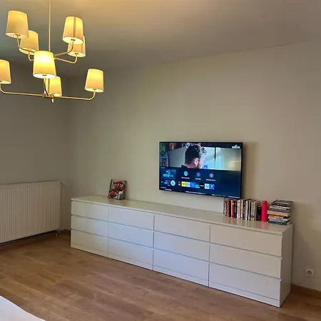 Maison Spacieuse Entre Lacs Et Montagnes Vakantiehuis *