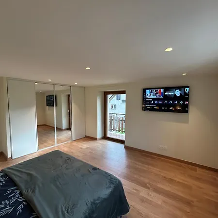 Maison Spacieuse Entre Lacs Et Montagnes Vakantiehuis Les Mollettes